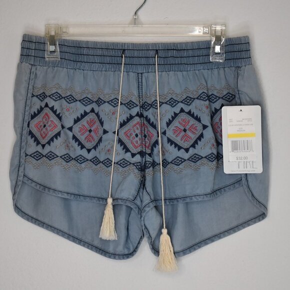 Boho Shorts Sz M Embroidered Chambray Tasseled Lounge Elastic Waist Beachy NWT - Picture 1 of 11